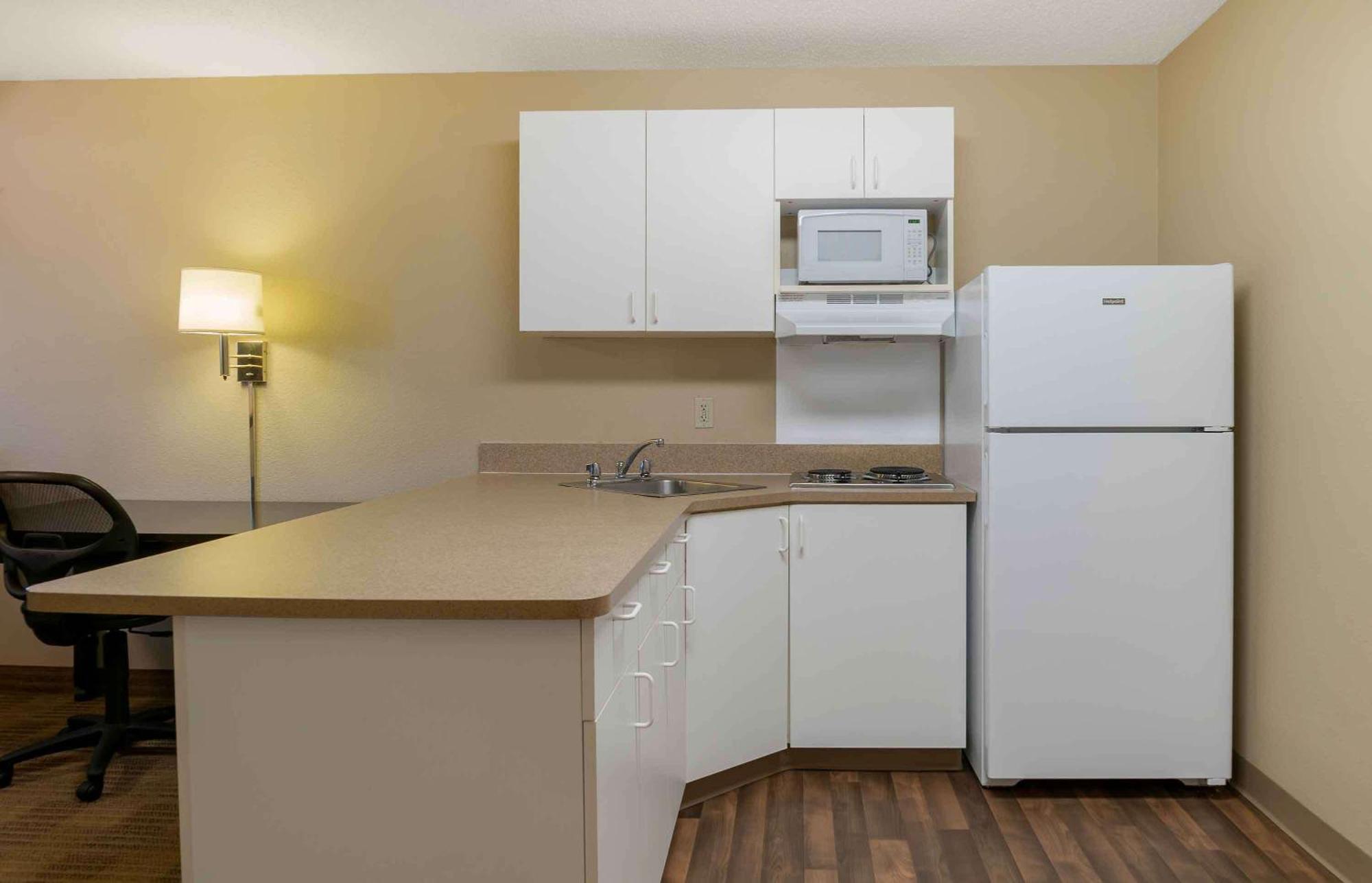 Extended Stay America Suites - Detroit - Metropolitan Airport Romulus Eksteriør bilde